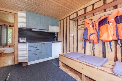 Dressing room of Aulanko Lakeside's lakefront sauna.