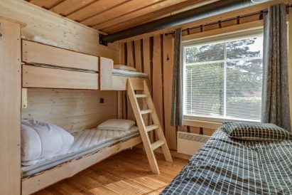 3-person bedroom of Aulanko Grand Villa (Bedroom 4).