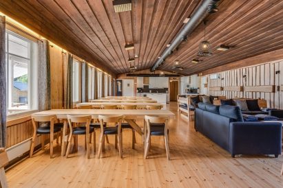 The spacious main hall of Aulanko Grand Villa.