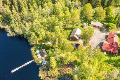 The Evo Ruuhijärvi area provides a tranquil venue for meetings, celebrations, or holidays on the peaceful shore of a wilderness lake.
