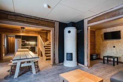 The living room at Tavastia Privacy is located at the back of the main hall. Next to the hall, there is a separate cozy cabin.