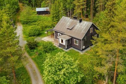 Tavastia Privacy is situated on a tranquil forest estate in the heart of the picturesque Evo area.