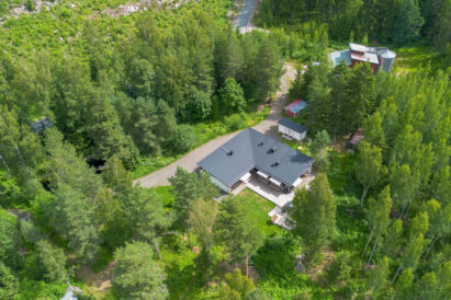 Villa Springrock is located in its own tranquil setting amidst the beautiful rural landscape of Leppäkoski in Janakkala.