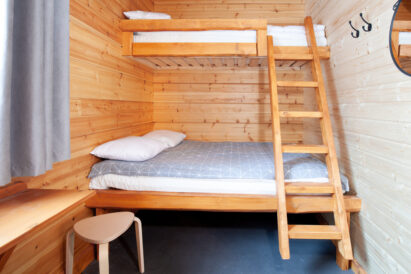 Loppi Luxus's 2-3 person bedroom (room 4).
