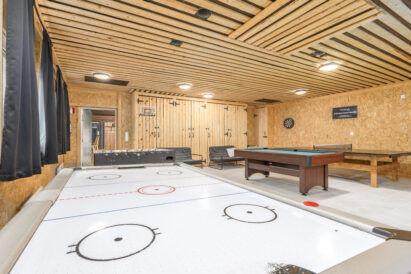 Game room of Aulanko Grand Villa.